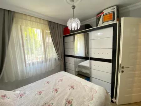 2 1 Wohnung Zum Verkauf Im Zentrum Von Ürkmez Mit 300M2 Garten Im Erdgeschoss Zum Meer
