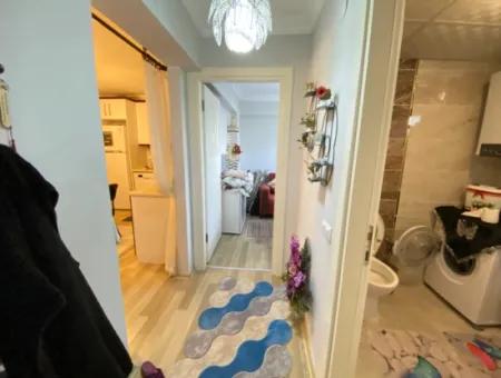 2 1 Wohnung Zum Verkauf Im Zentrum Von Ürkmez Mit 300M2 Garten Im Erdgeschoss Zum Meer