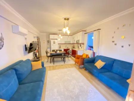 2 1 Wohnung Zum Verkauf Im Zentrum Von Ürkmez Mit 300M2 Garten Im Erdgeschoss Zum Meer