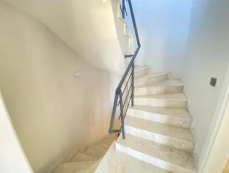 3 1 Villa Zum Verkauf Mit 300M2 Freistehendem Garten Zum Meer In Doganbey