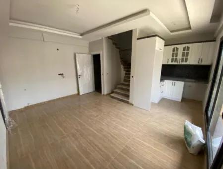 Ozderede 3 1 Villa Zu Verkaufen Mit Geneş Bahceli