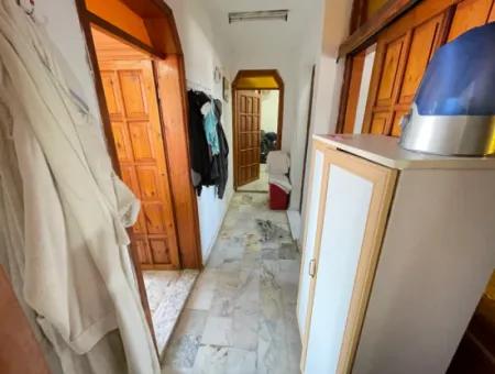 Geräumiger Verkauf 3 1 Wohnung Mit Meerblick 50M Vom Strand In Ürkmez Entfernt