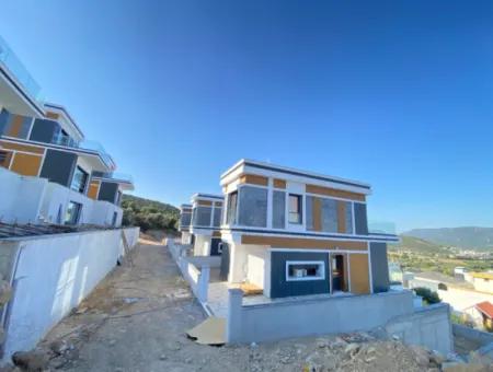Schicke Und Eckvilla Mit Pool In Doganbey 3 In 1 Sonderdesign Zum Verkauf