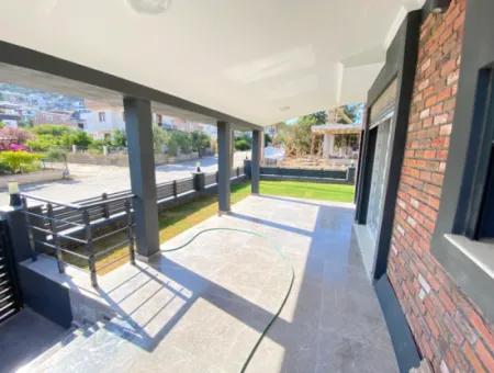 Doganbet Atatürk Mh.de 3 1 Villa Zum Verkauf Mit Vollem Meeresgarten