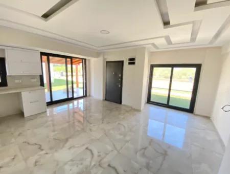 3 1 Villa Zum Verkauf Mit Großem Garten Mit Freistehendem Einzelpool In Doğanbey