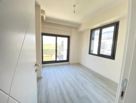 3 1 Villa Zum Verkauf Mit Großem Garten Mit Freistehendem Einzelpool In Doğanbey
