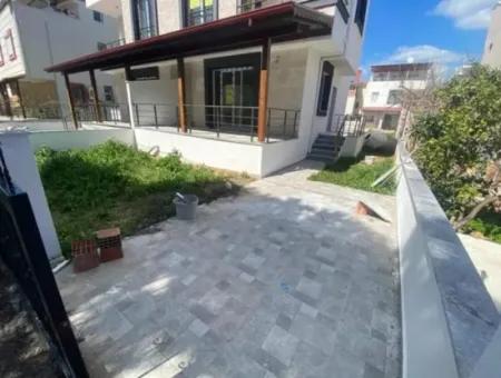 3 1 Villa Zum Verkauf Mit 350Mt Garten Zum Meer In Seferihisar Doğanbey