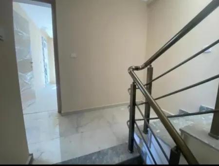 3 1 Villa Zum Verkauf Mit 350Mt Garten Zum Meer In Seferihisar Doğanbey