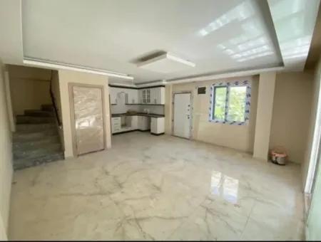 3 1 Villa Zum Verkauf Mit 350Mt Garten Zum Meer In Seferihisar Doğanbey