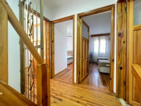 3 1 Villa Zum Verkauf Auf Der Meerseite In Seferihisar Ürkmez