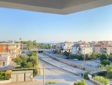 3 1 Wohnung Zum Verkauf Mit Vollem Meeresaufzug In Seferihisar Ürkmez