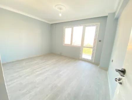 3 1 Wohnung Zum Verkauf Mit Vollem Meeresaufzug In Seferihisar Ürkmez