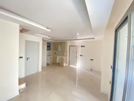 2 1 Villa Zum Verkauf 300Mt Zum Meer Mit Geneş Bahceli In Seferihisar Doğanbey