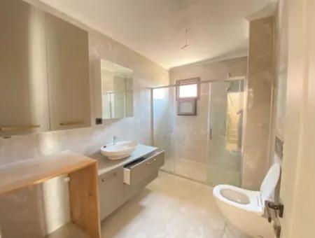 2 1 Villa Zum Verkauf 300Mt Zum Meer Mit Geneş Bahceli In Seferihisar Doğanbey