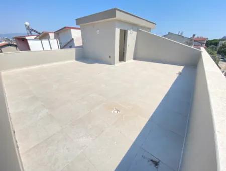 2 1 Villa Zum Verkauf 300Mt Zum Meer Mit Geneş Bahceli In Seferihisar Doğanbey
