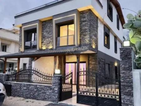 4 1 Villa Zum Verkauf In Özdere Mit Vollem Meerblick Und Grossem Garten