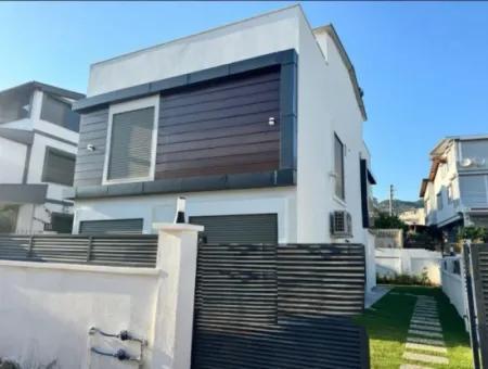 3 1 Villa Zum Verkauf In Der Nähe Des Meeres In Ozdere Çukuralti Nezih Gebiet