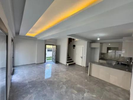 3 1 Villa Zum Verkauf In Der Nähe Des Meeres In Ozdere Çukuralti Nezih Gebiet
