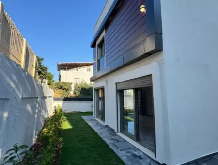 3 1 Villa Zum Verkauf In Der Nähe Des Meeres In Ozdere Çukuralti Nezih Gebiet
