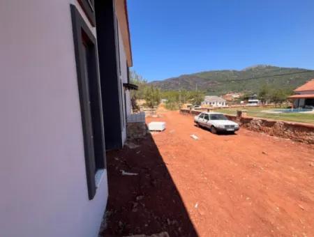Seferihisar Doganbey Lage Istmal Wohnzimmer Küche Separatverkauf 3 1 Villa