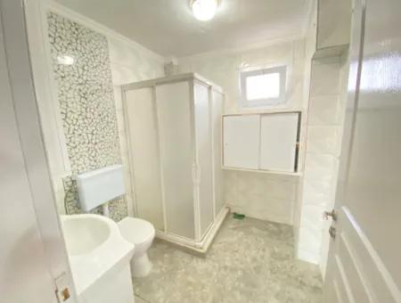 3 1 Wohnung Zum Verkauf 350Mt Zum Meer Im Zentrum Des Basars In Seferihisar Ürkmez