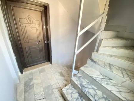 3 1 Wohnung Zum Verkauf 350Mt Zum Meer Im Zentrum Des Basars In Seferihisar Ürkmez