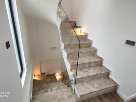 3 1 Villa Zum Verkauf Mit Freistehendem Einzelpool Auf Der Meerseite