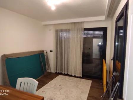 3 1 Villa Zum Verkauf Mit Freistehendem Einzelpool Auf Der Meerseite
