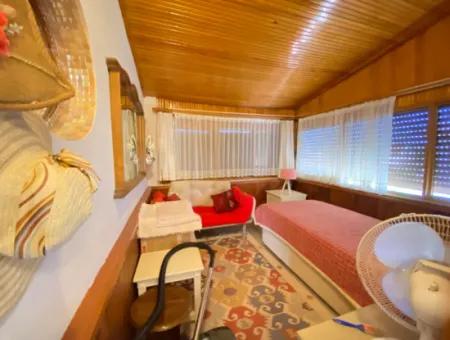 Freistehend Mit Großem Garten In Einem Komplex In Seferihisar Doganbey.4 1 Villa Zu Verkaufen