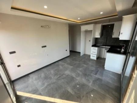 Özderede Etage 2 Außenparkplatz Aufzug 200M Zum Meer Zu Verkaufen 1 1 Wohnung