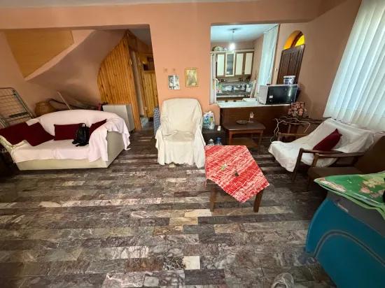 Seferihisar Ürkmez Bengiler’de Denizin Yanı Başında Satılık Masrafsız 4+1 Köşe Villa