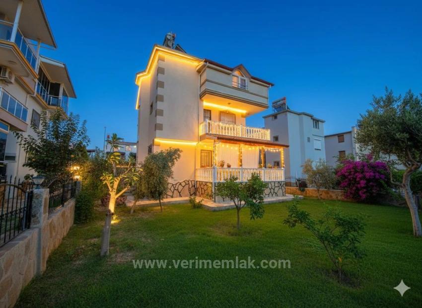 100M To The Sea In Ürkmez, Single Detached, First Class Quality, Ultra Luxury 4+2 Villa For Sale
