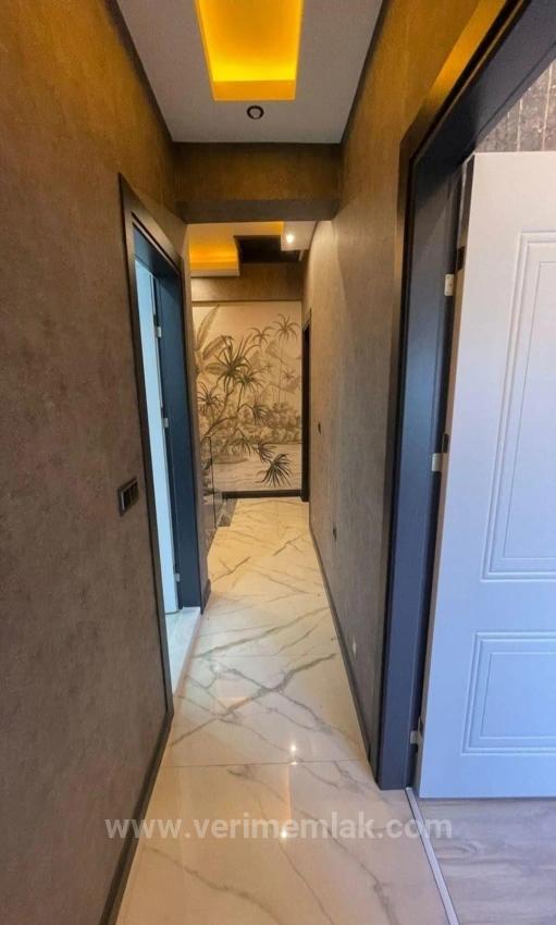 3+1 Detached Villa With Pool And Garden For Sale In Gumuldur