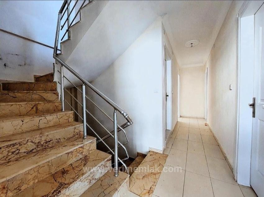 4+1 Corner Villa For Sale In Seferihisar Cumhuriyet, 500M From The Sea.