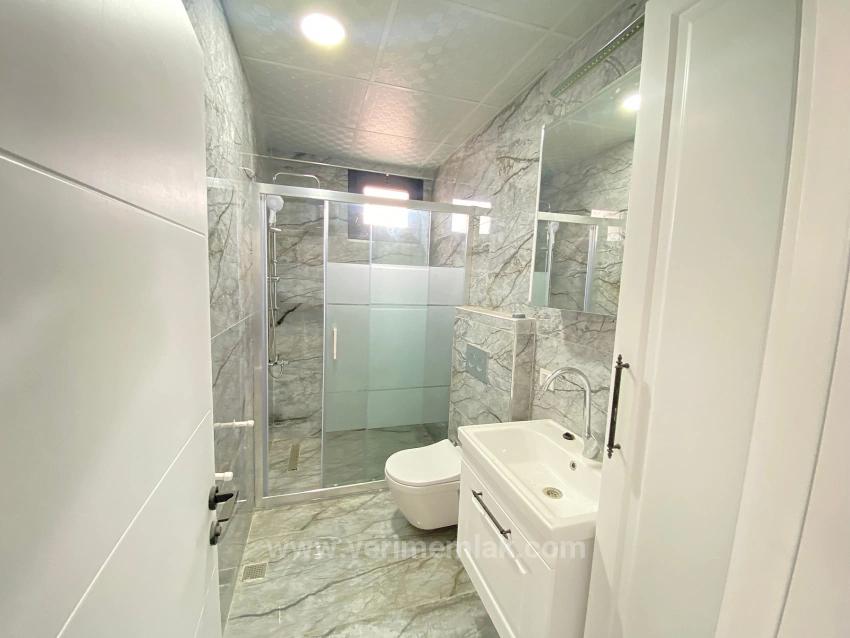 6+1 Villa For Sale, 400 Meters From The Sea And Very Close To The Market And Center