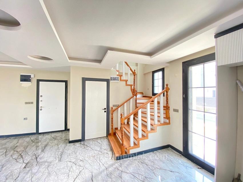 Modern & Luxury 3+1 Villa With Private Pool For Sale In Cumhuriyet Neighborhood, Seferihisar