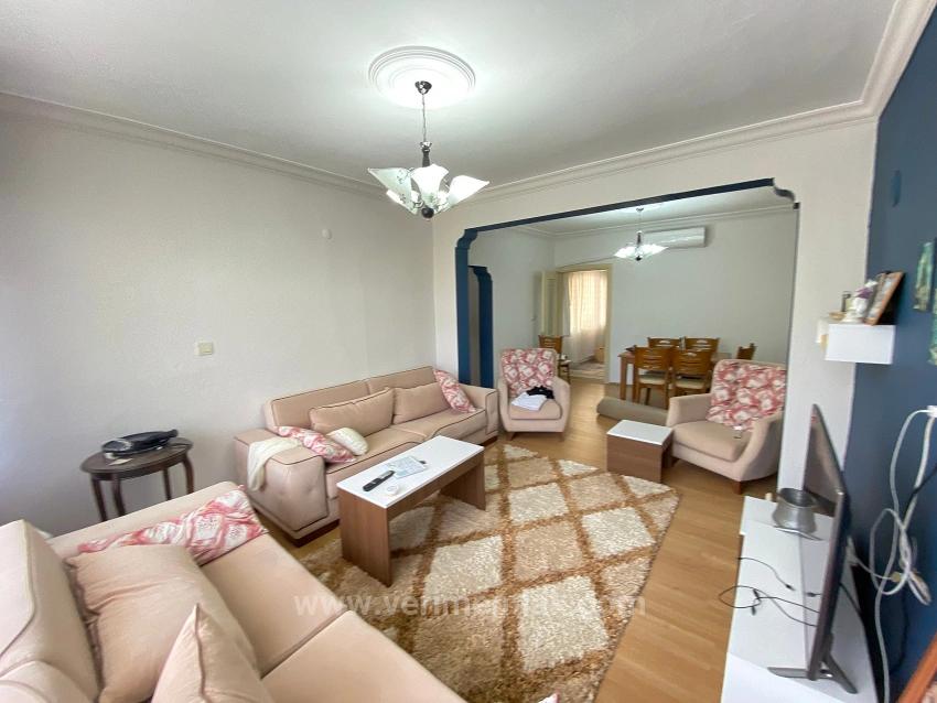 Located In The Heart Of Gumuldur, On The 2Nd Floor, Net 150Mt, 3+1 Apartment For Sale