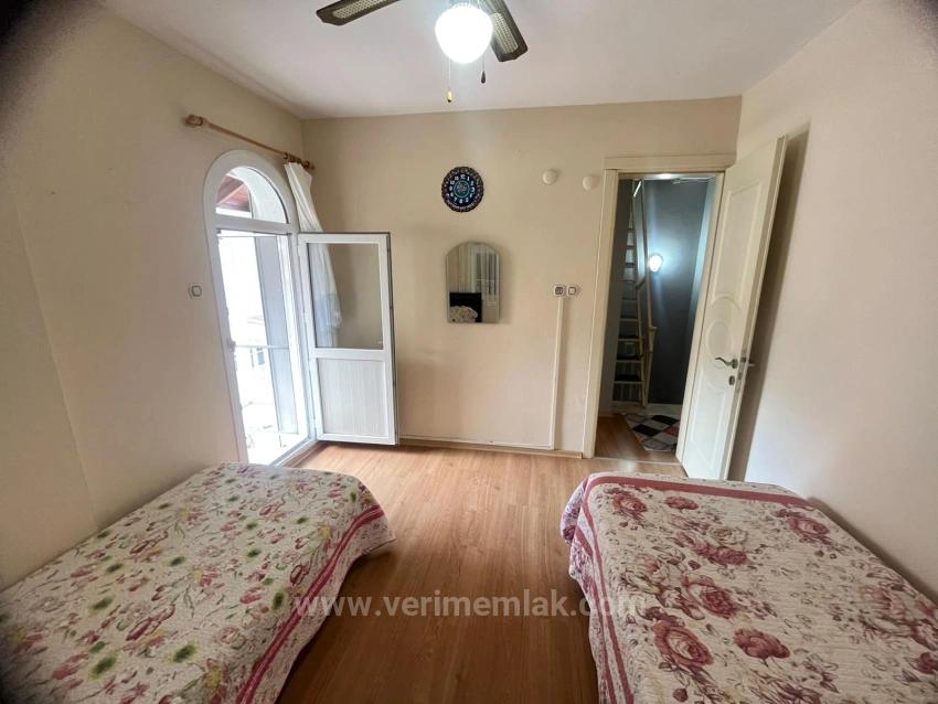 Luxury 3+1 Semi-Detached Villa With Spacious Garden, 350 Meters From The Sea In Özdere Orta Mahalle!