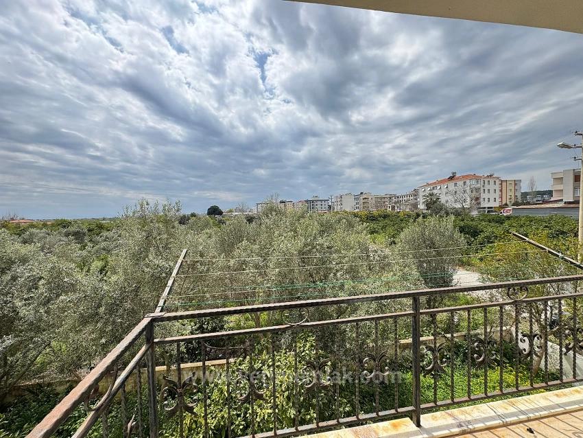 Spacious And Airy 2+1 Apartment For Sale Near The Sea In Gümüldür Fevzi Çakmak.