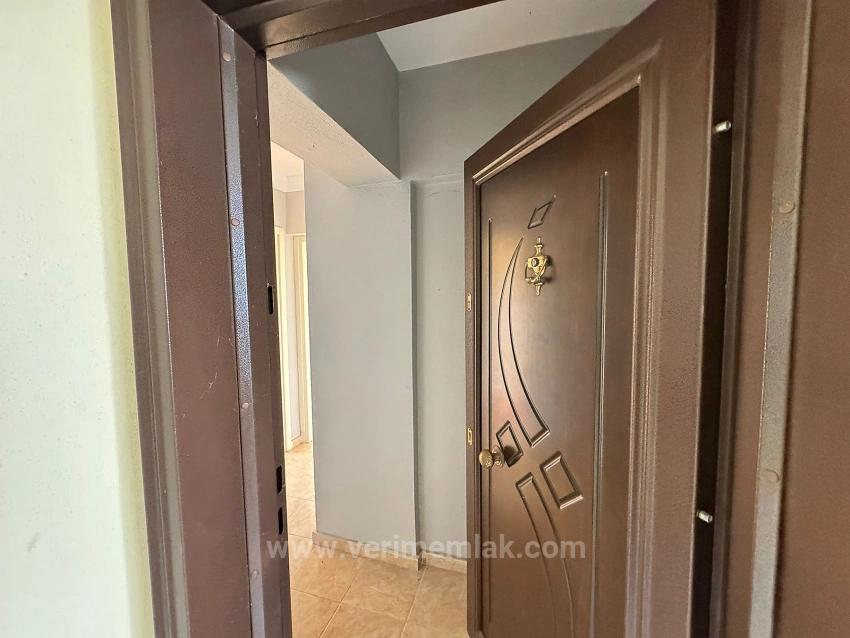 Spacious And Airy 2+1 Apartment For Sale Near The Sea In Gümüldür Fevzi Çakmak.