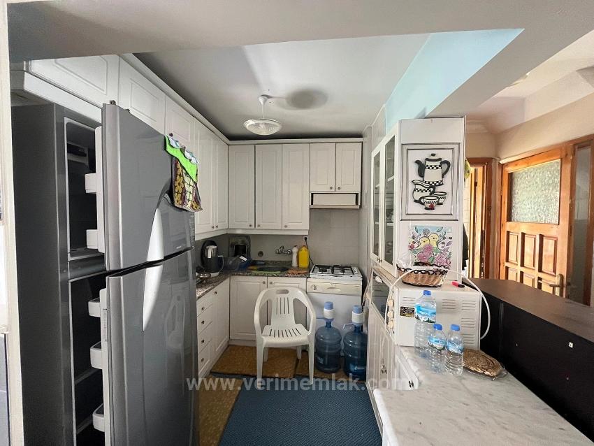 3+1 Villa For Sale In Seferihisar Cumhuriyet Neighborhood, Şöhretler Site, With Garden And Required Maintenance