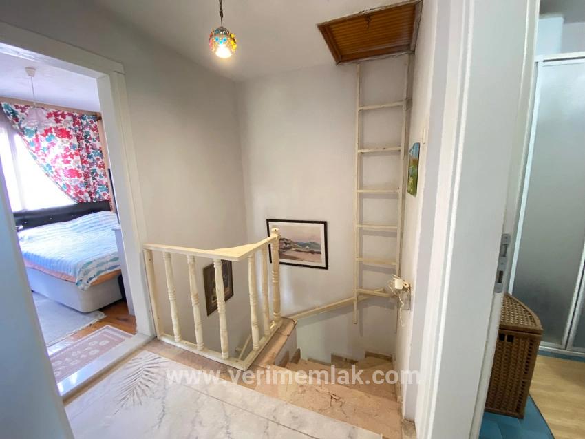 3+1 Bedroom Villa For sale in Atatürk Nbh. Seferihisar Doğanbey - 229 m²