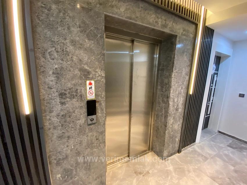 Ultra Luxury 2+1 Apartment For Sale In A Central Location In Özdere