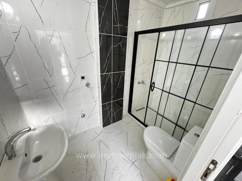 Luxury And Comfortable 2+1 Villa For Sale In A Complex With An Olympic-Sized Swimming Pool In Seferihisar!