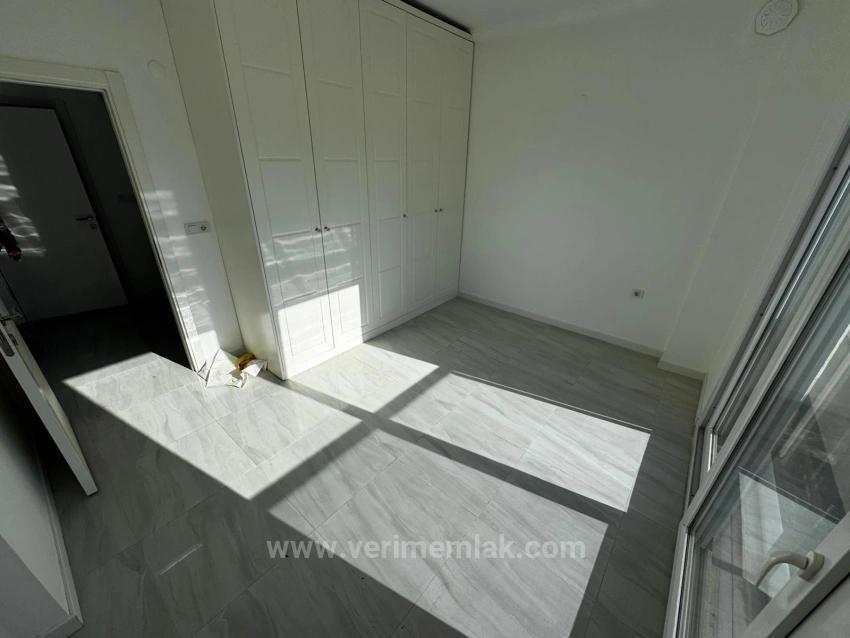 Luxury And Comfortable 2+1 Villa For Sale In A Complex With An Olympic-Sized Swimming Pool In Seferihisar!