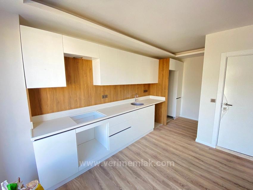 2+1 Villa For Sale With Full Sea Garden In Seferihisar Ürkmez