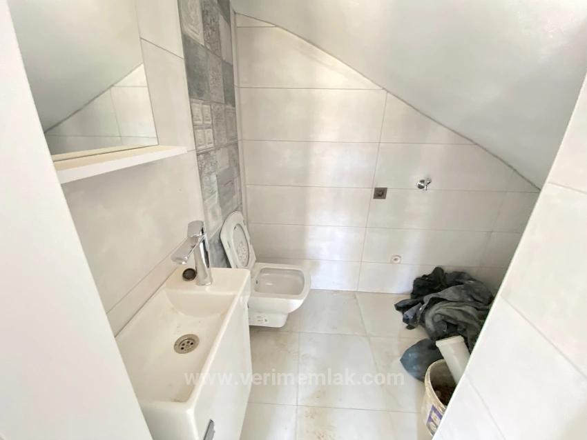 2+1 Villa For Sale With Full Sea Garden In Seferihisar Ürkmez