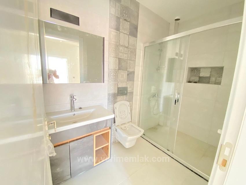 2+1 Villa For Sale With Full Sea Garden In Seferihisar Ürkmez