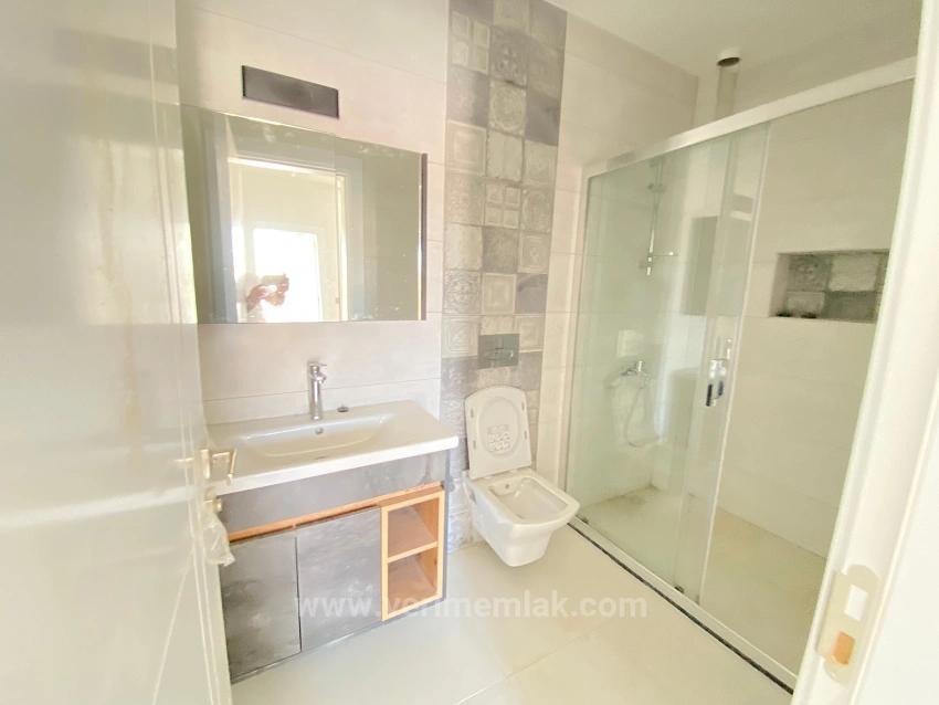 2+1 Villa For Sale With Full Sea Garden In Seferihisar Ürkmez