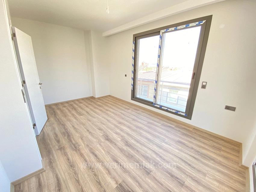 2+1 Villa For Sale With Full Sea Garden In Seferihisar Ürkmez